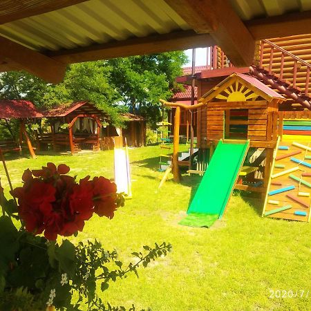 Hotel Fiesta Solotvyno Exterior foto